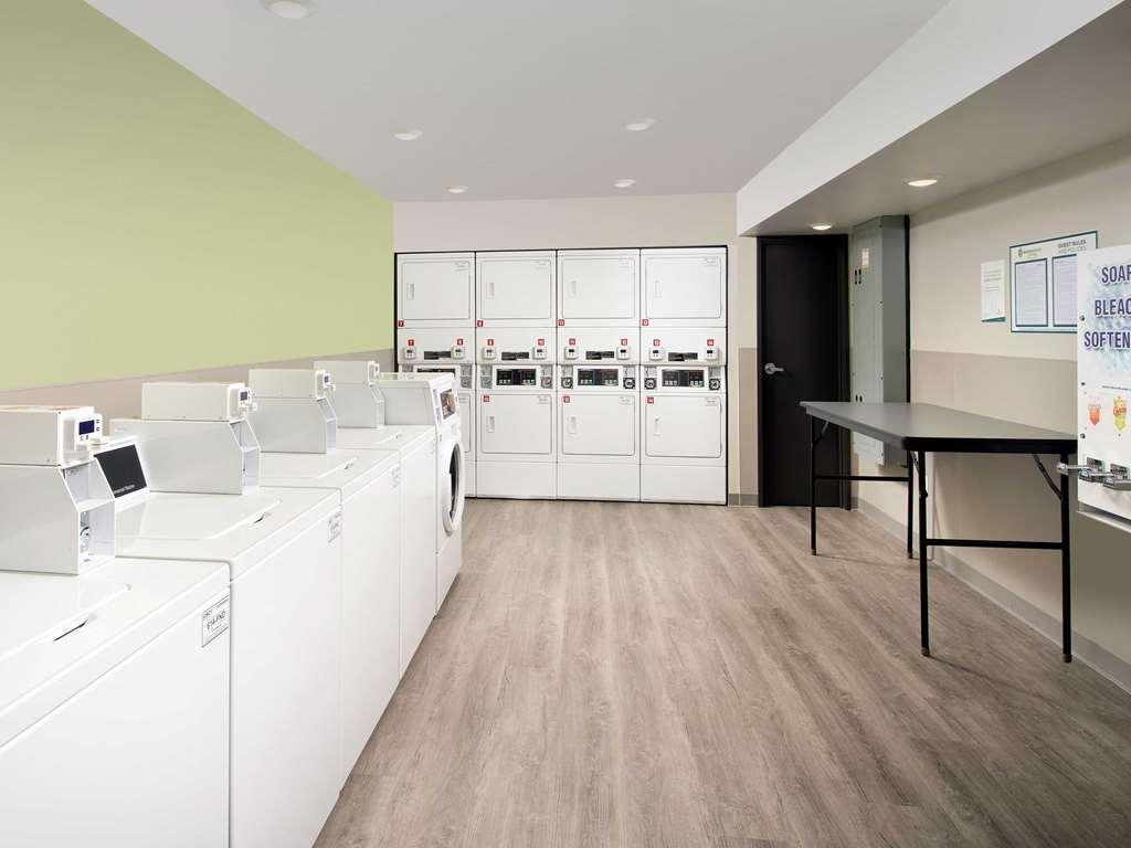 Woodspring Suites Providence Einrichtungen foto